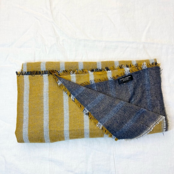 Zara Large Rectangular Scarf , Stripes 2 Tone Frayed Wrap - Picture 10 of 10